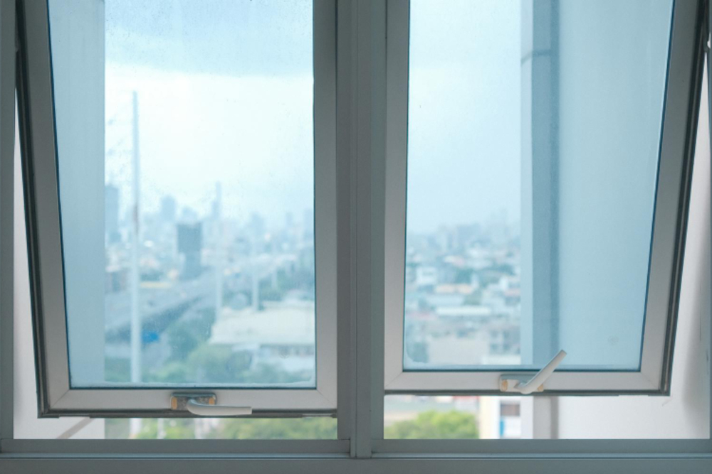 Lawrence Awning Windows